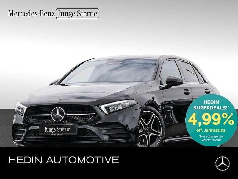 Schwarz Gebraucht 2021 Mercedes A180 AMG Limousine | 24.280 € (Fairer Preis) - Bild 1/4
