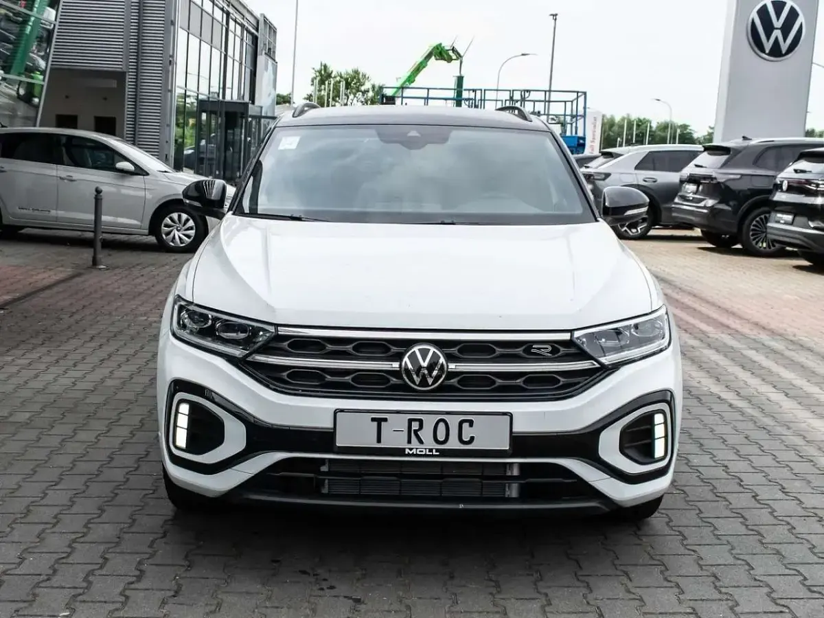 Gebraucht VW T-Roc R-line 150 PS (110 kW) 2026 Schwarz SUV