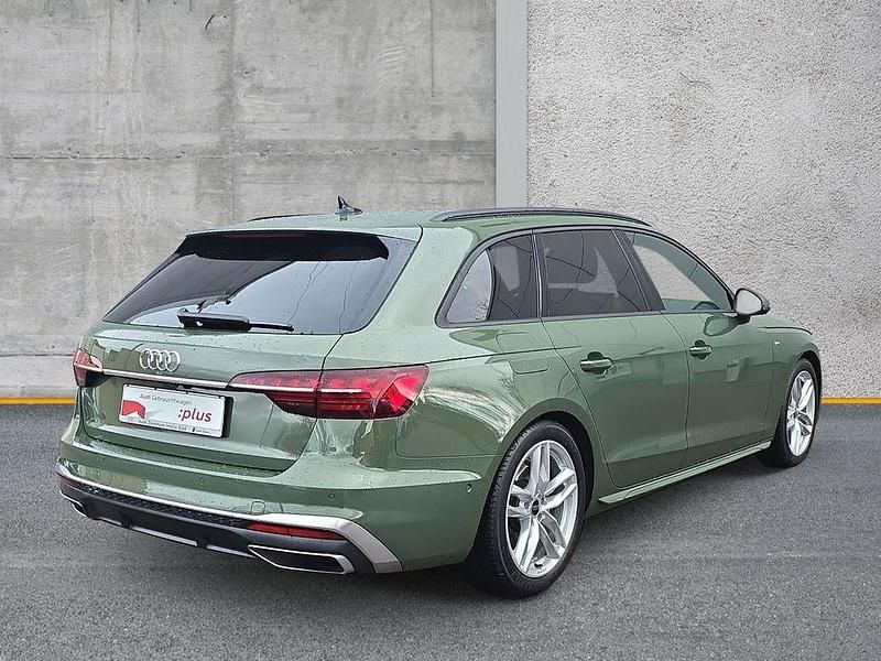 Gebraucht Audi A4 S-Line 204 PS (150 kW) 2024 Distriktgrün metallic (metallic) Kombi