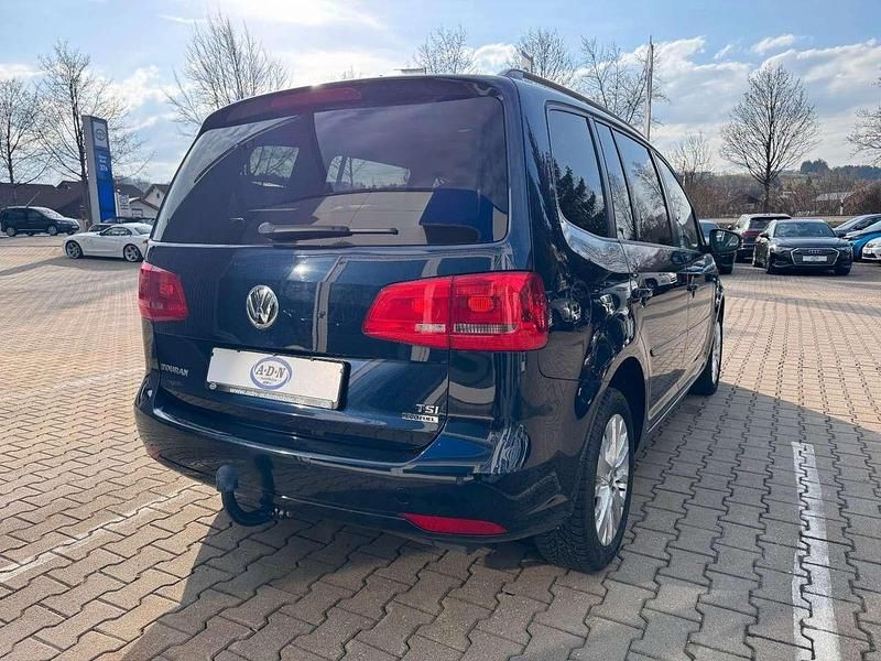 Gebraucht VW Touran Life 150 PS (110 kW) 2013 Blau Van / Kleinbus