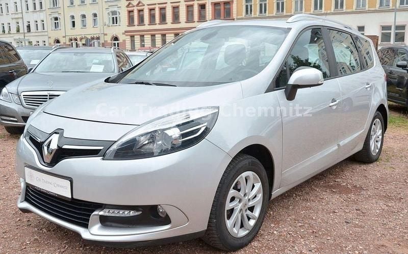 Silber Gebraucht 2014 Renault Grand Scénic III Van / Kleinbus | 8.999 € (Teuer) - Bild 1/4