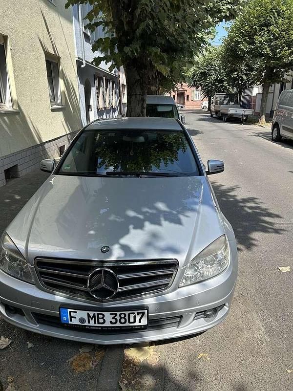 Gebraucht 2010 Mercedes C180 Limousine | 7.200 € (Guter Preis) - Bild 1/4