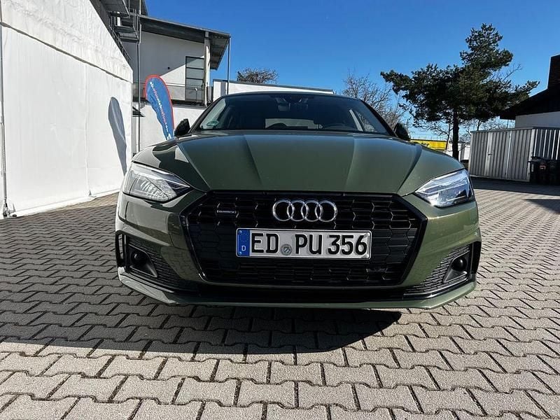 Gebraucht Audi A5 Advanced 204 PS (150 kW) 2022 Grün Coupé