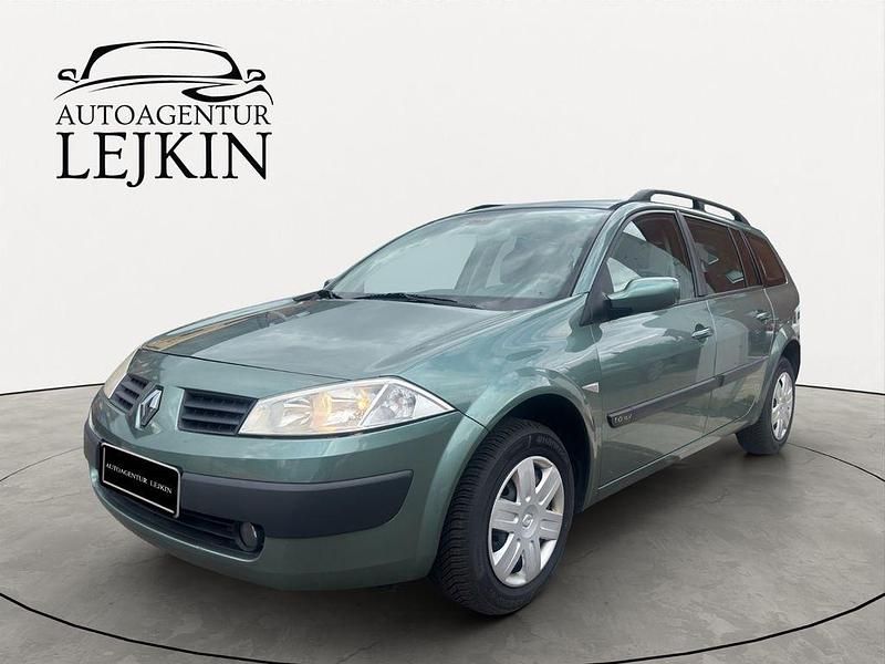 Grün Gebraucht 2005 Renault Mégane II Limousine | 2.490 € (Etwas zu teuer) - Bild 1/4