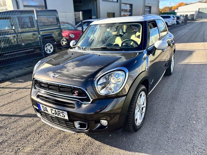 Grau Gebraucht 2015 Mini Cooper S Countryman SUV | 11.900 € (Fairer Preis) - Bild 1/4