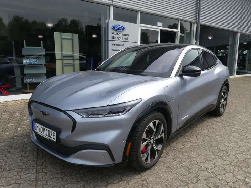 Iced blue silver Gebraucht 2022 Ford Mustang Mach-E SUV | 39.990 € (Fairer Preis) - Bild 1/4