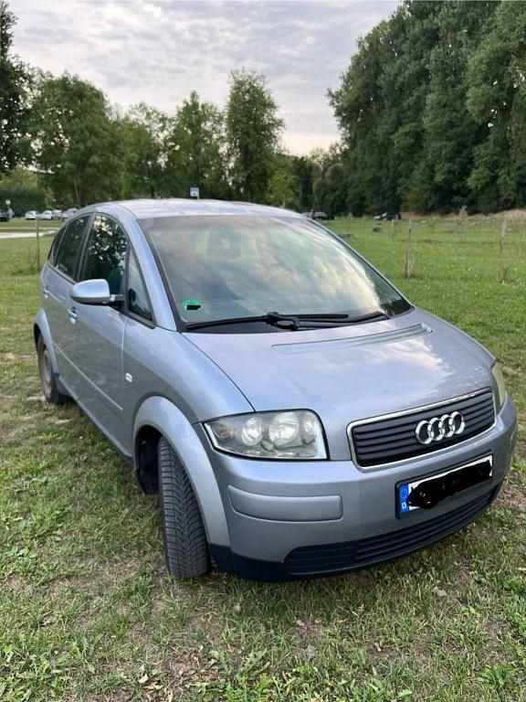 Silber Gebraucht 2004 Audi A2 Kleinwagen | 1.250 € (Superpreis) - Bild 1/4