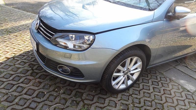 Gebraucht VW Eos 120 PS (88 kW) 2012 Blau Cabrio