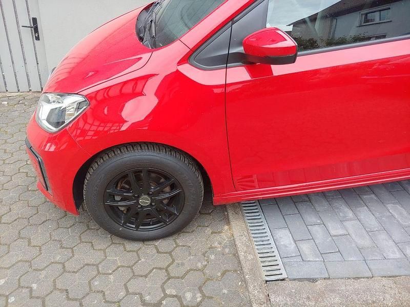 Gebraucht VW e-up! 61 kW (83 PS) 2023 Rot Kleinwagen