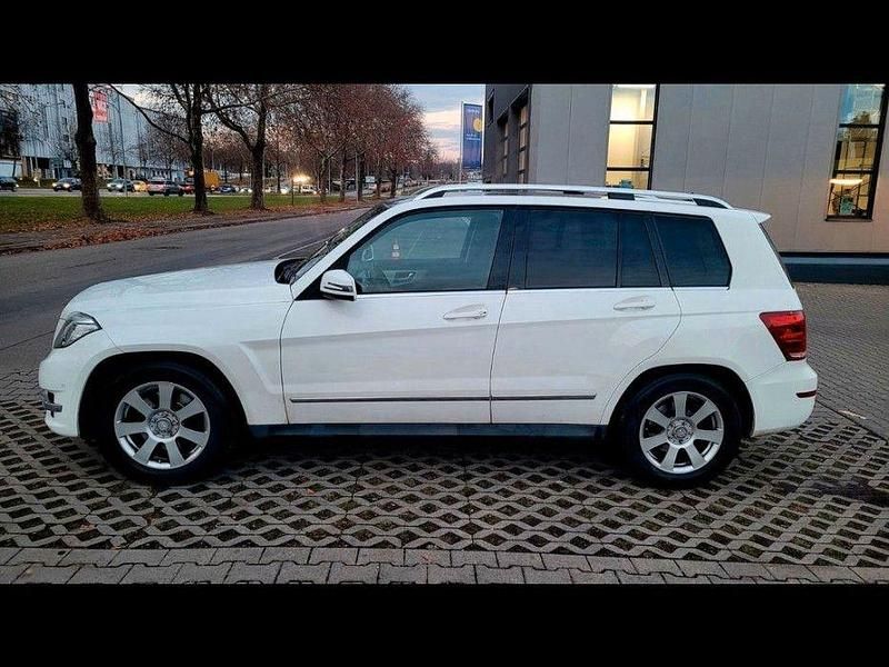 Gebraucht Mercedes GLK200 143 PS (105 kW) 2013 Weiß SUV