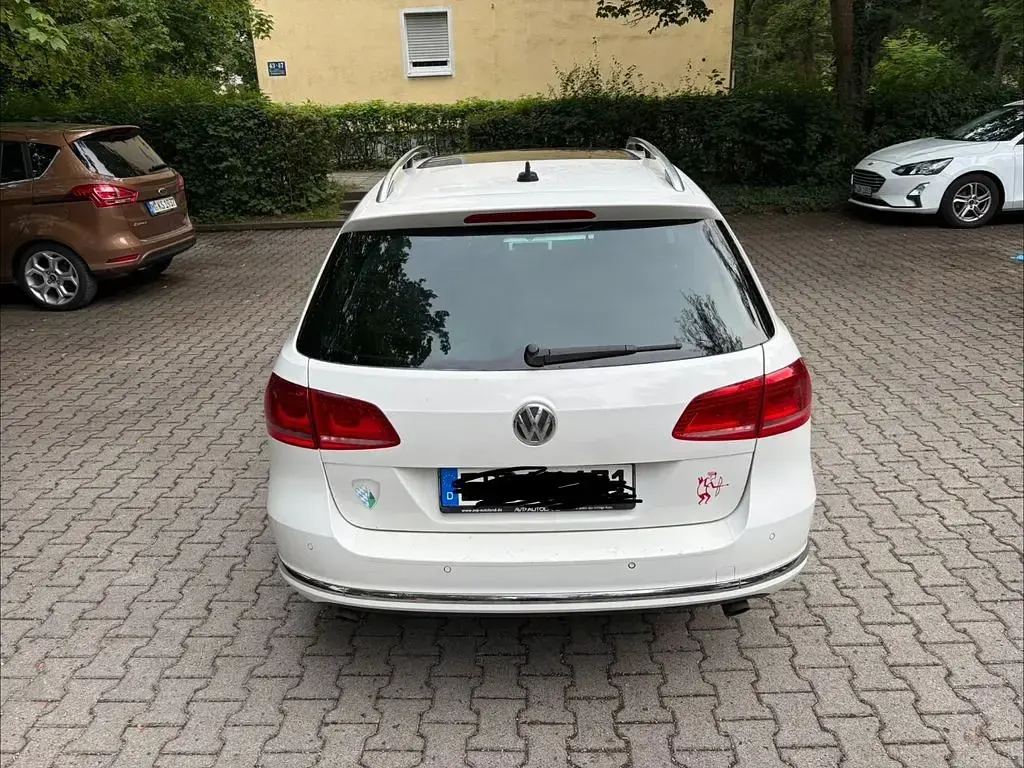 Gebraucht VW Passat Highline 177 PS (130 kW) 2012 Weiß Kombi