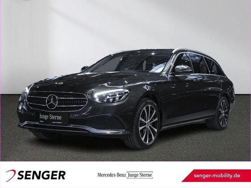 Gebraucht Mercedes E300 Avantgarde 320 PS (235 kW) 2022 Lack graphitgrau Kombi