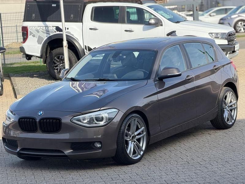 Gebraucht BMW 118 Advantage 143 PS (105 kW) 2015 Braun Kleinwagen