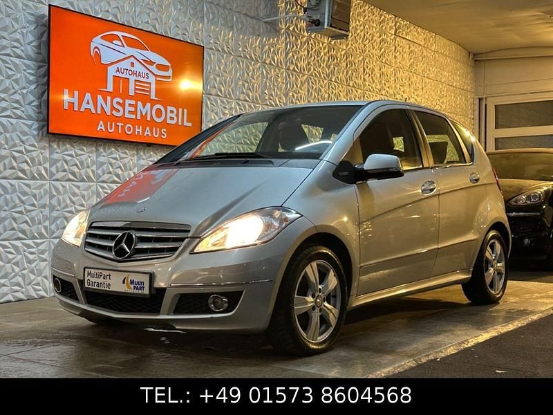 Silber Gebraucht 2010 Mercedes A160 Avantgarde Limousine | 4.999 € (Fairer Preis) - Bild 1/4