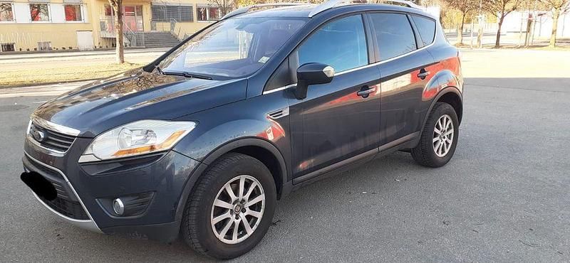 Gebraucht Ford Kuga 140 PS (102 kW) 2010 Blau SUV