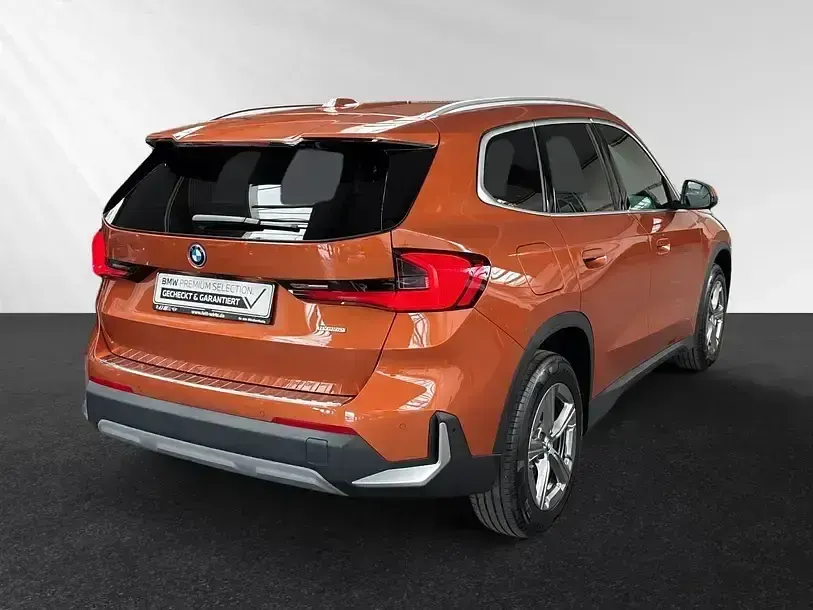 Gebraucht BMW X1 245 PS (180 kW) 2024 Utah orange metallic SUV