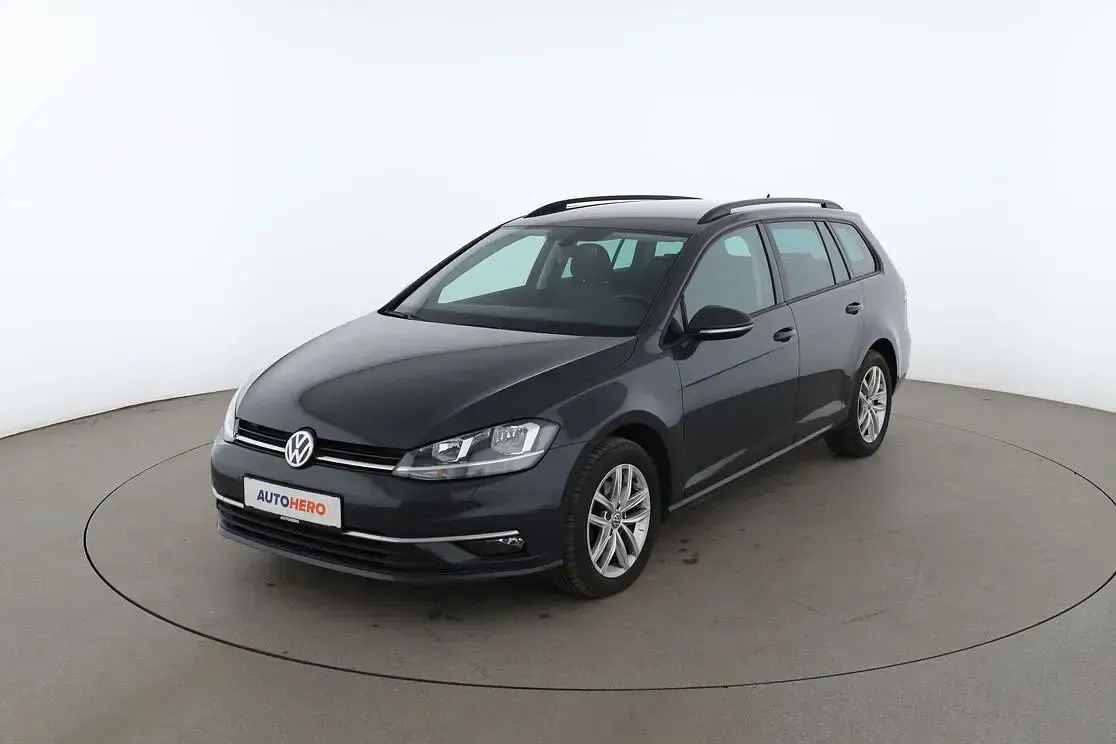 Gebraucht VW Golf VII Comfortline 2020 Kombi