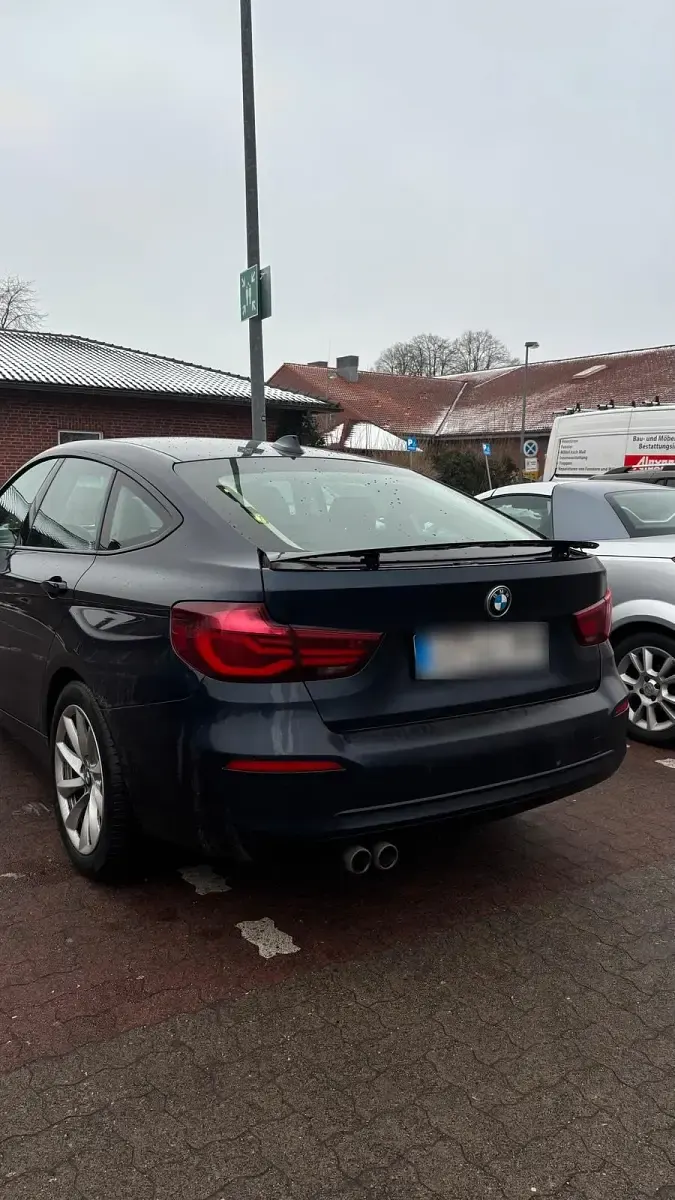 Gebraucht BMW 320 190 PS (139 kW) 2020 Blau Limousine