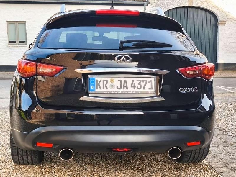 Gebraucht Infiniti QX70 Premium 390 PS (286 kW) 2016 Schwarz SUV