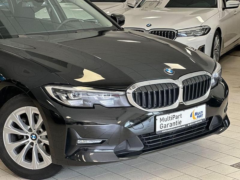 Gebraucht BMW 318 Sport Line 150 PS (110 kW) 2022 Schwarz Limousine