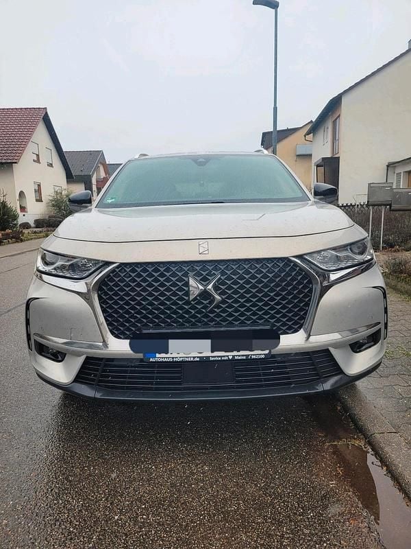 Beige Gebraucht 2020 DS Automobiles DS7 Crossback So Chic SUV | 18.500 € (Fairer Preis) - Bild 1/4