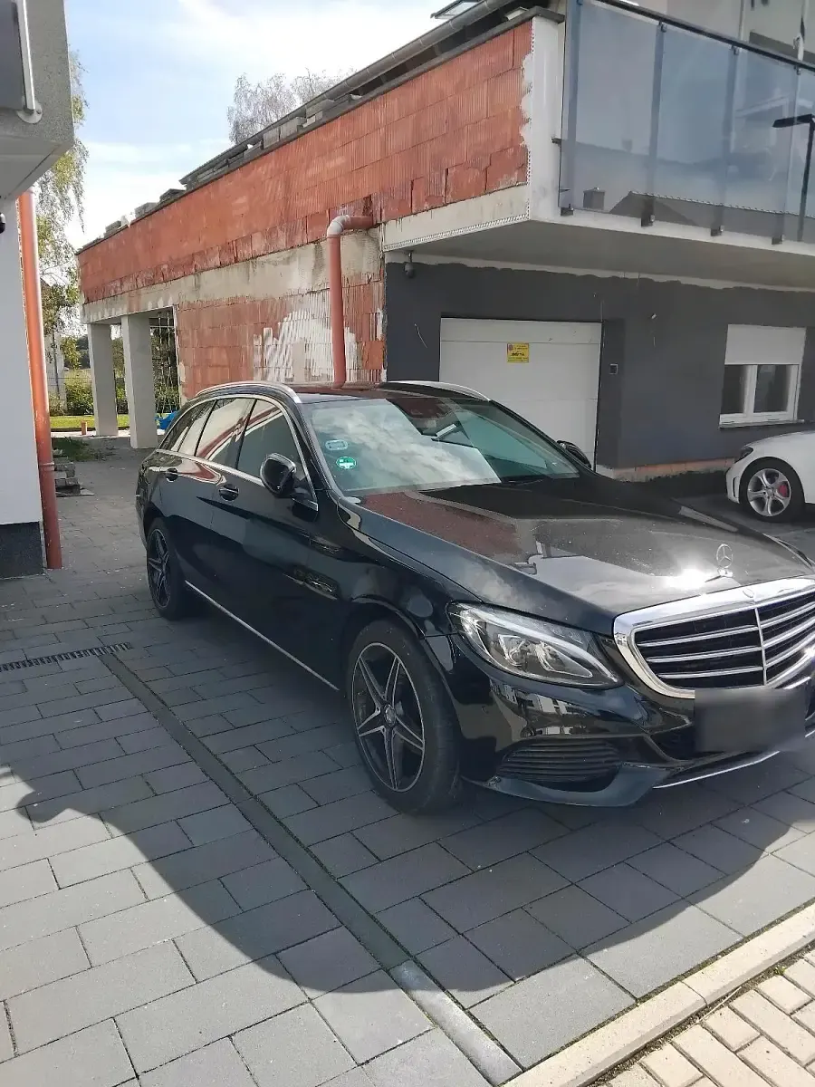 Gebraucht Mercedes C220 170 PS (125 kW) 2016 Schwarz Kombi