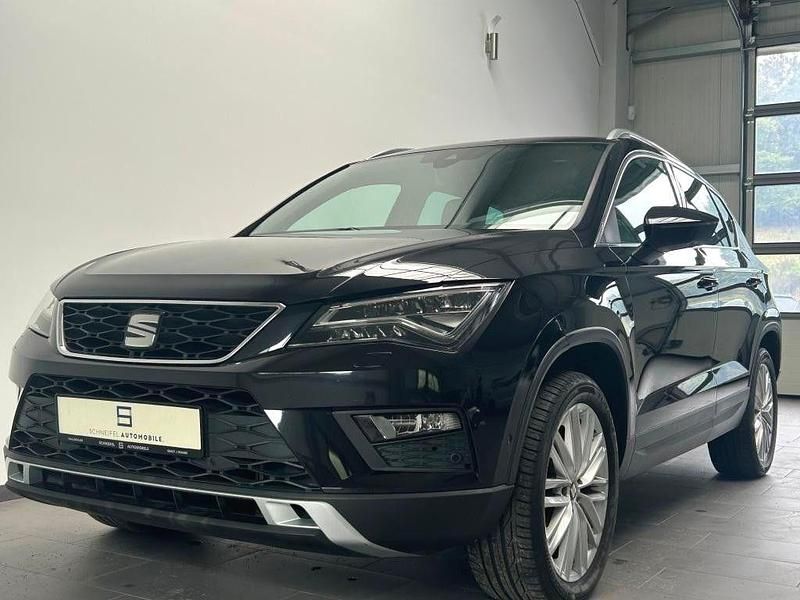 Schwarz Gebraucht 2016 Seat Ateca 4Drive SUV | 19.987 € (Teuer) - Bild 1/4