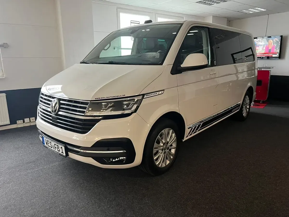 Gebraucht VW Multivan S 150 PS (110 kW) 2021 Candyweiss Van / Kleinbus
