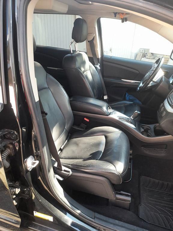 Gebraucht Dodge Journey 175 PS (128 kW) 2016 Schwarz SUV