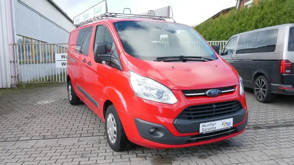 Gebraucht Ford Transit Custom 105 PS (77 kW) 2017 Rot Van