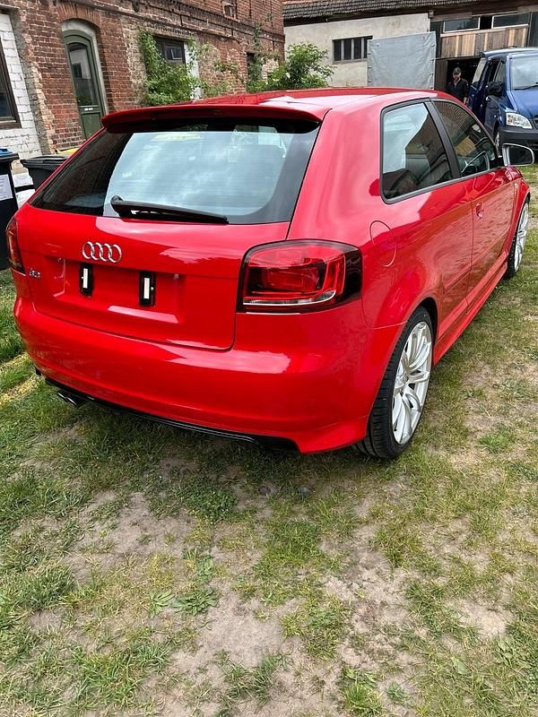 Gebraucht Audi S3 265 PS (194 kW) 2007 Rot Kleinwagen