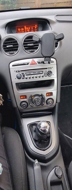 Gebraucht Peugeot 308 Platinum 120 PS (88 kW) 2011 Blau Limousine