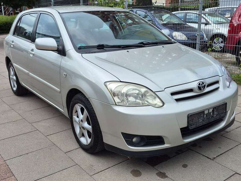 Silver metallic Gebraucht 2006 Toyota Corolla Sol Kleinwagen | 3.100 € (Fairer Preis) - Bild 1/4
