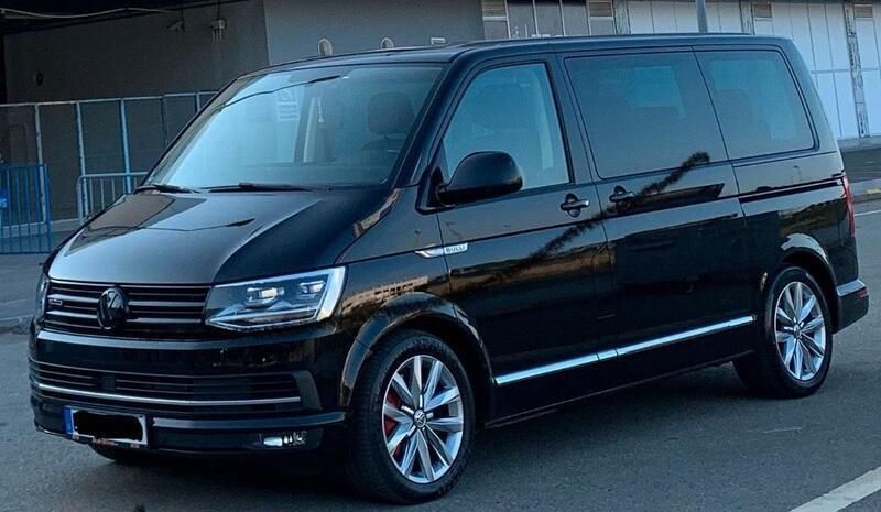 Schwarz Gebraucht 2017 VW T6 Highline Van | 36.000 € - Bild 1/4