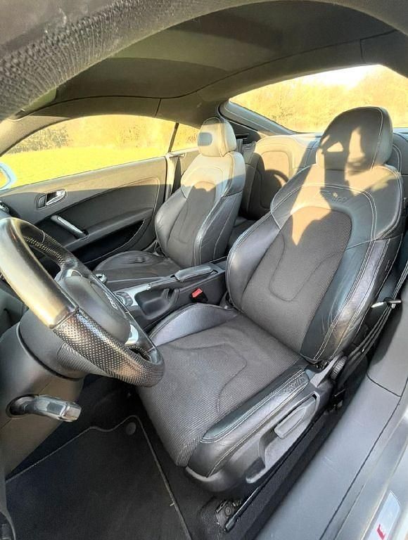 Gebraucht Audi TT S-Line 160 PS (117 kW) 2010 Weiß Coupé