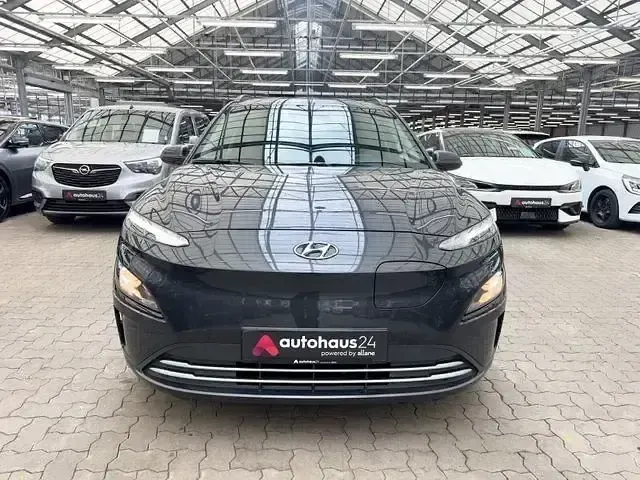 Gebraucht Hyundai Kona 100 kW (136 PS) 2022 Grau SUV