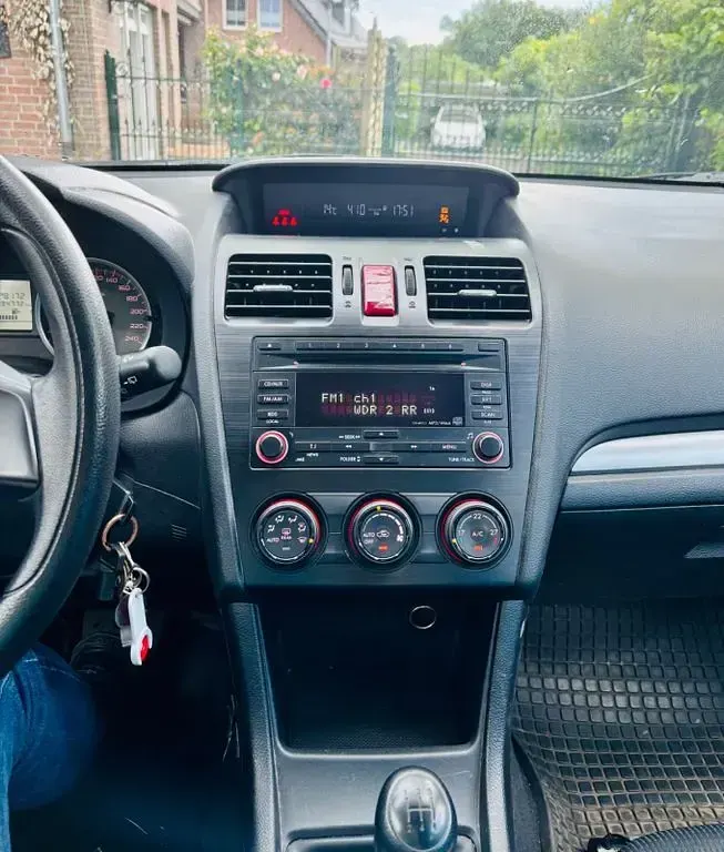 Gebraucht Subaru XV Active 114 PS (83 kW) 2013 Weiß SUV
