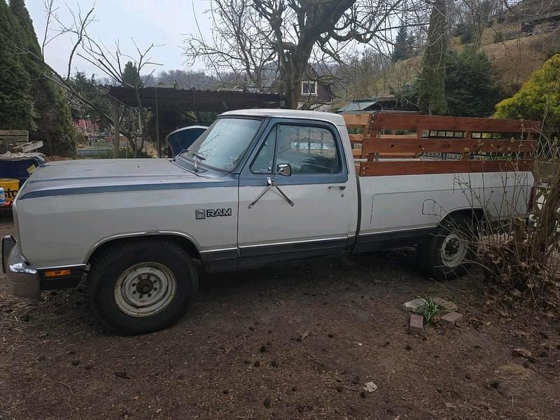 Gebraucht Dodge Ram SE 250 PS (183 kW) 1986 Pickup
