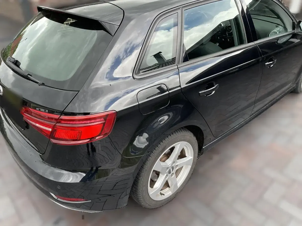 Gebraucht Audi e-tron 150 PS (110 kW) 2020 Schwarz SUV