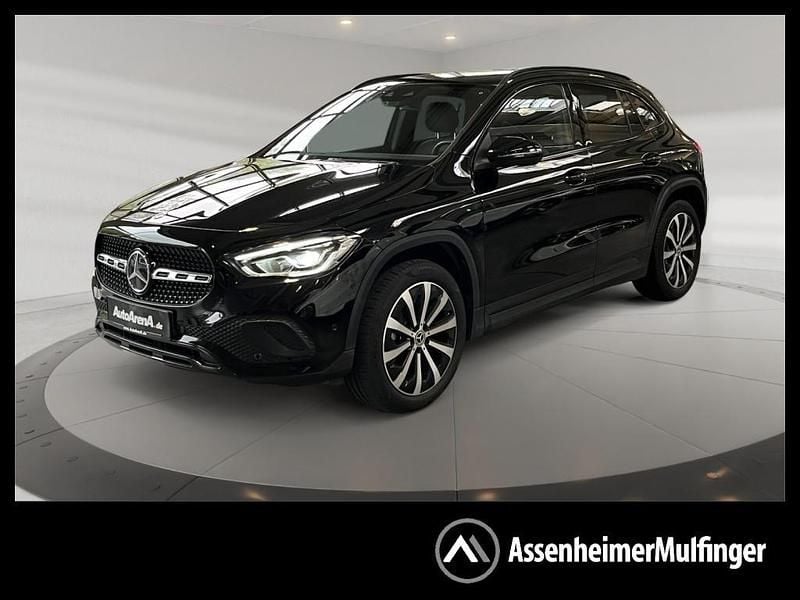 Schwarz Gebraucht 2020 Mercedes GLA200 Progressive SUV | 30.689 € (Fairer Preis) - Bild 1/4