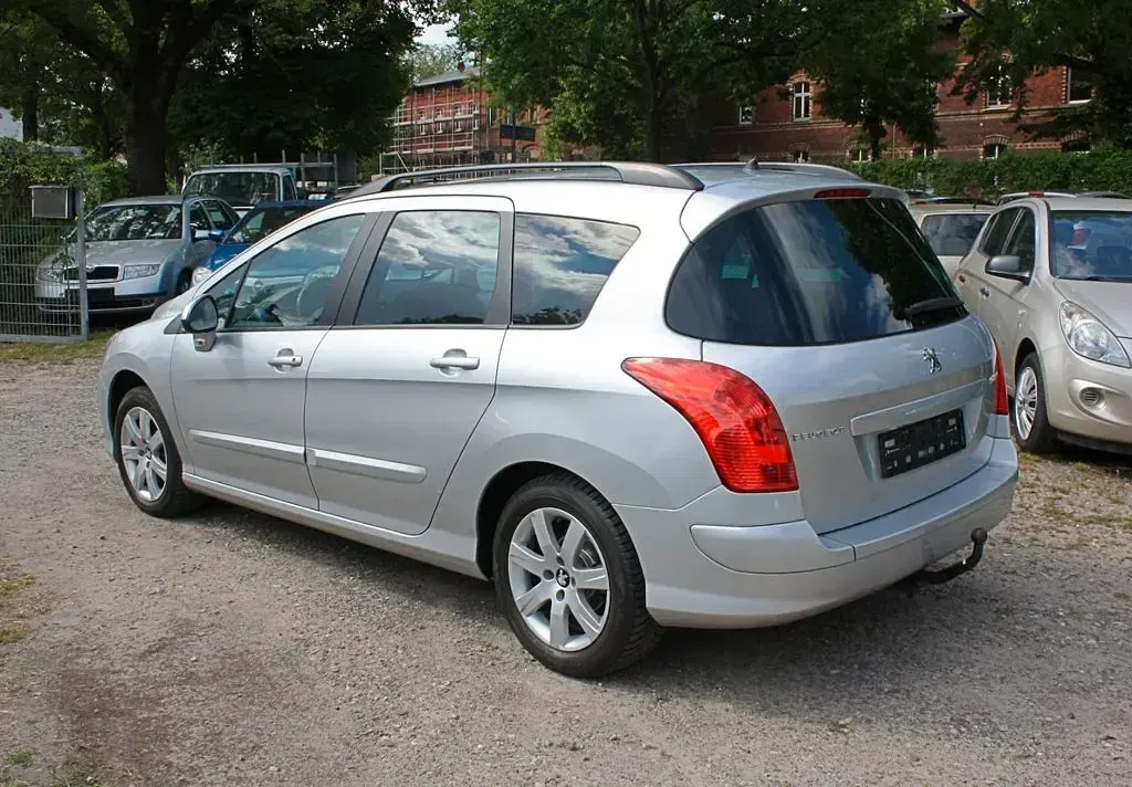 Gebraucht Peugeot 308 SW Active 156 PS (114 kW) 2012 Silber Kombi
