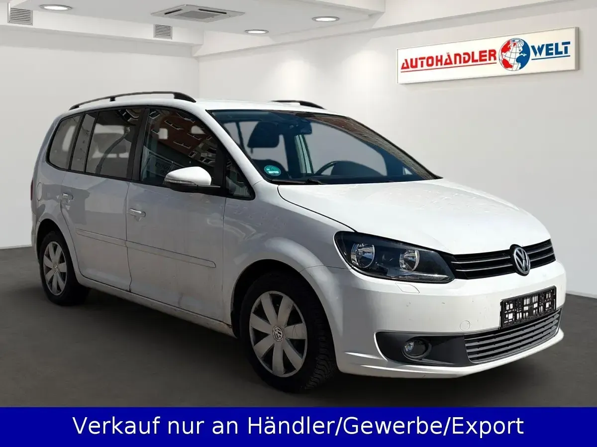 Gebraucht VW Touran 140 PS (102 kW) 2010 Weiß Van / Kleinbus