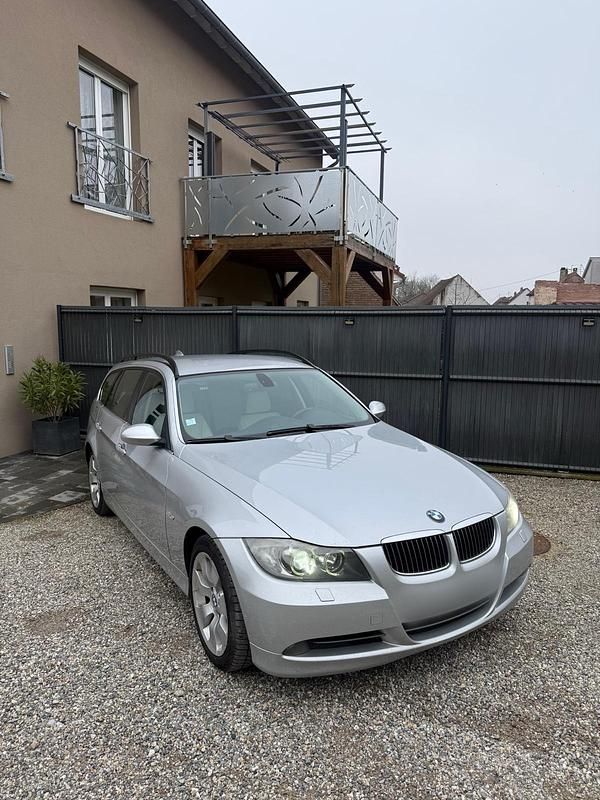 Gebraucht BMW 330 231 PS (169 kW) 2007 Limousine