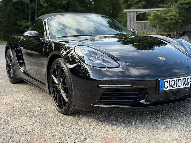 Schwarz Gebraucht 2021 Porsche 718 Boxster Cabrio | 61.450 € (Fairer Preis) - Bild 1/4