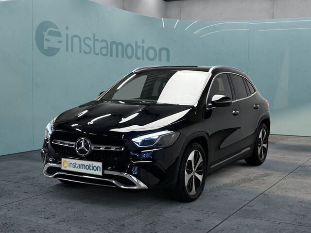 Gebraucht Mercedes GLA200 Advanced 150 PS (110 kW) 2023 Schwarz SUV