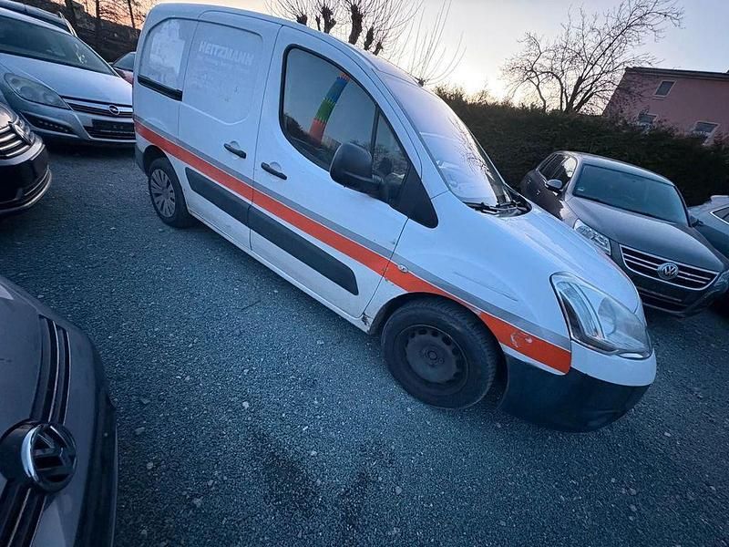 Gebraucht Citroën Berlingo Attraction 75 PS (55 kW) 2013 Weiß Van / Kleinbus