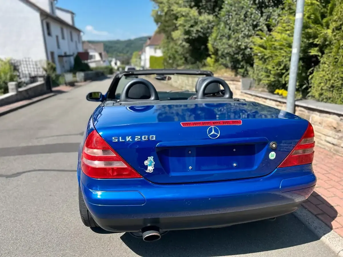 Gebraucht Mercedes SLK200 136 PS (100 kW) 1999 Blau Cabrio