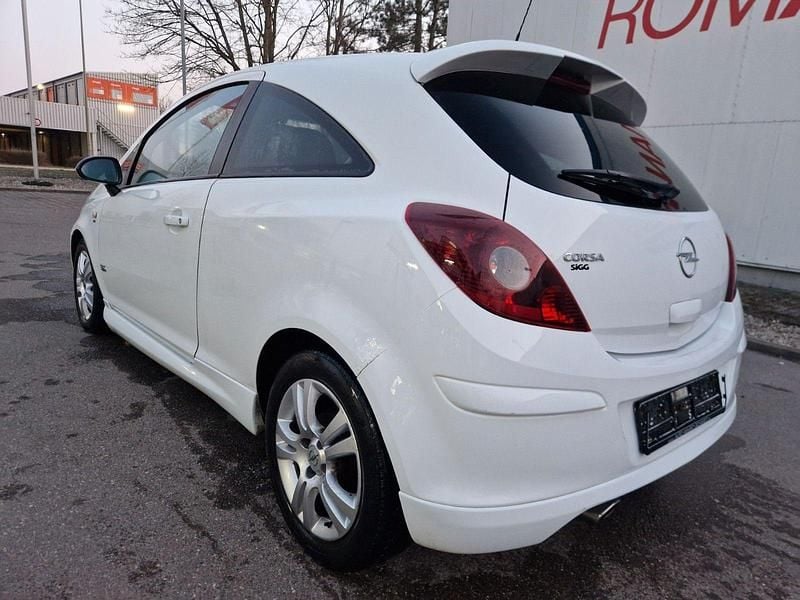 Gebraucht Opel Corsa OPC 80 PS (58 kW) 2009 Weiß Kleinwagen