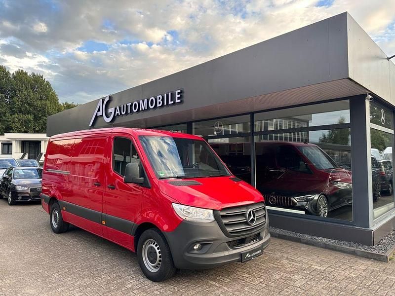 Jupiterrot uni Gebraucht 2021 Mercedes Sprinter Van | 20.111 € (Fairer Preis) - Bild 1/4
