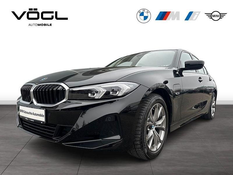 Gebraucht BMW 320e Shadowline 163 PS (119 kW) 2022 Schwarz ii Limousine